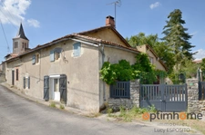 🏡 Charmante maison en pierre avec dépendance à rénover – Cœur de Saint-Laurent-de-Céris (Charente) 🌿✨