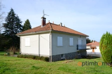 Belle maison Sous-Sol avec jardin