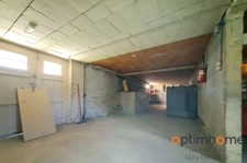 🏡 Charmante maison familiale avec 5 000 m² de terrain dans le paisible village d’Ambernac ! 🌿✨