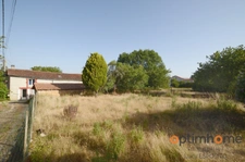 🏡 Maison en pierre à rénover avec terrain à bâtir – Nieuil (16) ✨