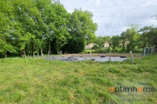 Terrain constructible à vendre — Exideuil-sur-Vienne (Charente)