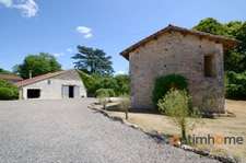 🌿Charmante et Propriété Atypique à Vendre à Nanteuil-en-Vallée🌿