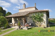 ? Charmante maison spacieuse à Saint-Romain, dans la Vienne ?