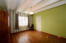 Beau Pavillon de plain-pied avec annexe, étang et bois 