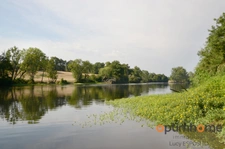 🏡 Maison individuelle avec accès privé à la rivière – Confolens (Charente) 🌿🌊