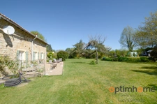 Charmante maison de campagne à Ambernac – Un véritable havre de paix prêt à vous accueillir ! 🌿✨
