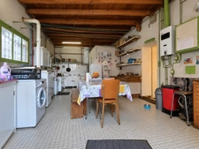 🏡 Maison de caractère aux multiples possibilités – Cœur de Saint-Laurent-de-Céris