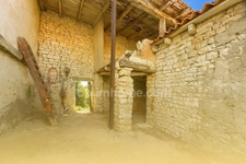 Maison à vendre 4 pièces, au cœur de Sainte-Marie-de-Ré – Parcelle de 1 200 m² avec dépendances en pierre MARIE DE RE (17)