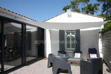 Saint-Pierre d'Oléron. Côte ouest, à 2 pas de la plage: maison 4 chambres sur jardin arboré 1300m² 