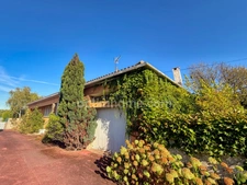Propriété familiale 5 pièces au cœur d'un véritable parc de 2 158 m² - LA ROCHELLE (17)