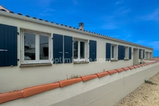 Maison à vendre 6 pièces, rénovée de plain-pied – La Valinière, Saint-Pierre-d’Oléron PIERRE D'OLERON (17)