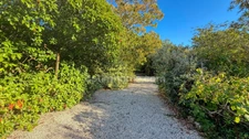 Propriété familiale 5 pièces au cœur d'un véritable parc de 2 158 m² - LA ROCHELLE (17)