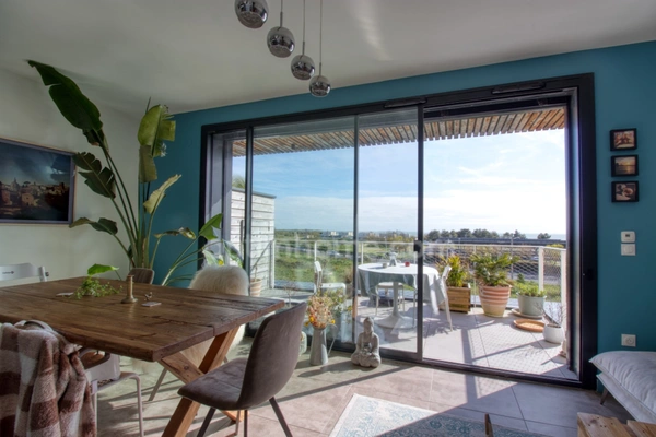 Appartement 3 pièces de 78 m², vue mer. La Rochelle