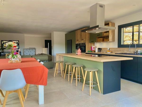 Maison à vendre 9 pièces SAINT JEAN DU PIN (30)