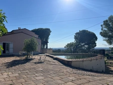 Maison à vendre 6 pièces  ()