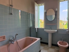 Maison à vendre 6 pièces, 590m² de terrain ALES (30)