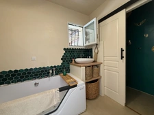 Maison de plain-pied avec piscine à vendre 6 pièces 5 chambres-QUISSAC (30) 1166m2 de terrain 