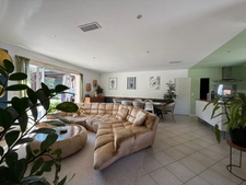 Maison de plain-pied avec piscine à vendre 6 pièces 5 chambres-QUISSAC (30) 1100m2 de terrain 