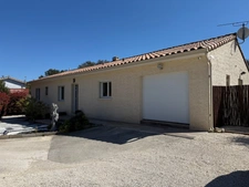 Maison de plain-pied avec piscine à vendre 6 pièces 5 chambres-QUISSAC (30) 1166m2 de terrain 