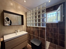 Maison de plain-pied avec piscine à vendre 6 pièces 5 chambres-QUISSAC (30) 1100m2 de terrain 