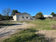 Maison à vendre 4 pièces ALES (30) 1800m² de terrain