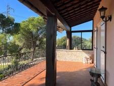 Maison à vendre 6 pièces  ()