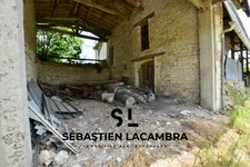 Découvrez ce Pigeonnier du XVIIIème Siècle Rénové avec un Hangar de 300 m² dans le Prestigieux Triangle d'Or !