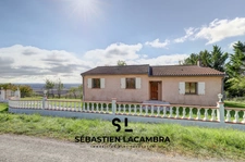 Maison Familiale à Senouillac : Charme, Espace et Vue Panoramique au Cœur du Vignoble Gaillacois