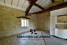 Découvrez ce Pigeonnier du XVIIIème Siècle Rénové avec un Hangar de 300 m² dans le Prestigieux Triangle d'Or !