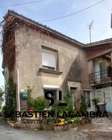 Découvrez Cette Magnifique Maison du XIXème Siècle à Le Fraysse avec un Terrain de 6500 m² et de Nombreuses Opportunités !