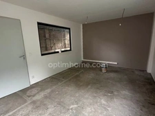 A Vendre : Magnifique Entrepôt de 1410 m² avec un potentiel illimité !