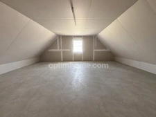 Magnifique maison familiale de 143 m² sur 3797 m² de terrain avec un espace boisé