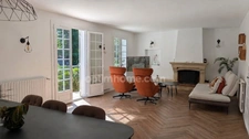 Propriété d'exception CESTAS REJOUIT 235 m2 6 chambres garage et piscine 