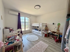 Maison 200 m² – 4 chambres – Terrain 1 300 m² – Revenus locatifs 1 300 €/mois