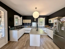 Maison 200 m² – 4 chambres – Terrain 1 300 m² – Revenus locatifs 1 300 €/mois