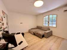 Maison 200 m² – 4 chambres – Terrain 1 300 m² – Revenus locatifs 1 300 €/mois