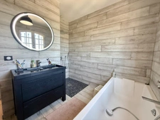 Maison 200 m² – 4 chambres – Terrain 1 300 m² – Revenus locatifs 1 300 €/mois