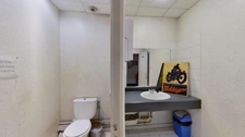 Locaux de bureaux 239 m² au sol (235,94 m² Carrez)