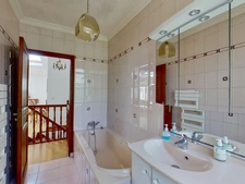 EXCLUSIVITÉ – Maison avec atelier attenant, terrasse plein sud et nombreuses possibilités