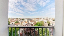 Appartement 3 pièces traversant et lumineux avec balcon aux portes de Paris