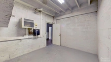 Locaux de bureaux 239 m² au sol (235,94 m² Carrez)
