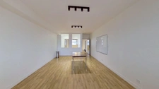 Locaux de bureaux 239 m² au sol (235,94 m² Carrez)