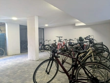 Appartement 3 pièces traversant avec balcon – Quartier des Coutures – Métro Robespierre à 400 m
