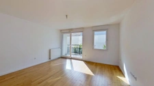 Appartement 3 pièces traversant avec balcon – Quartier des Coutures – Métro Robespierre à 400 m