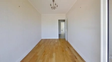 Appartement 3 pièces traversant et lumineux au 7eme étage avec ascenseur