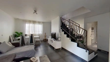 EXCLUSIVITÉ – Maison familiale contemporaine à 300 m du métro Robespierre