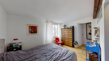 EXCLUSIVITÉ – Appartement Loft Atypique avec Terrasse à 300 m du Métro Robespierre, Quartier des Coutures