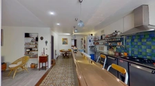 Bien rare aux portes de Paris – Appartement mixte de plein pied à usage d’habitation avec jardin privatif
