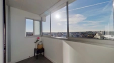 Appartement 3/4 pièces – 87 m² – 12e étage – Vue imprenable – Loggia – Quartier des Coutures
