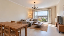 Appartement 3 pièces traversant et lumineux au 7eme étage avec ascenseur